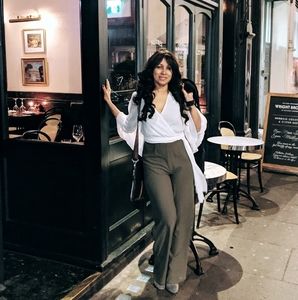 Meet your Posher, Nadia